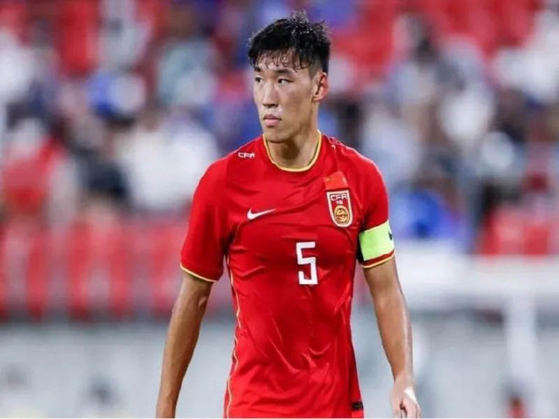 朱辰杰:自己在国家队算中生代球员,希望分享一些经验给年轻球员